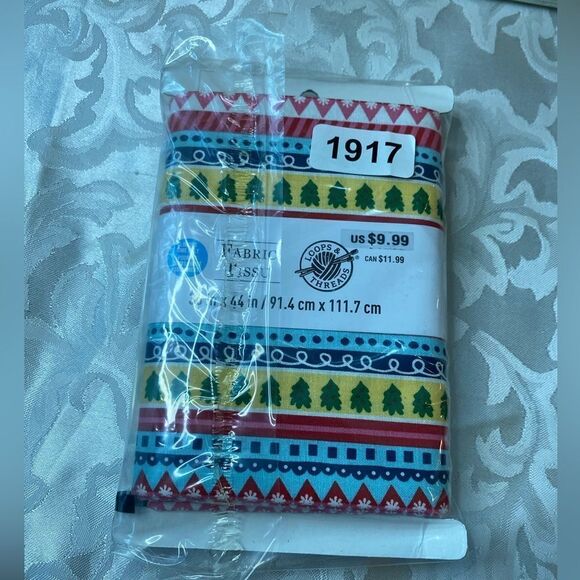 1917 - NWT Loops & Threads fabric tissu 1 yard of cotton fabric Christmas tree - Picture 7 of 7